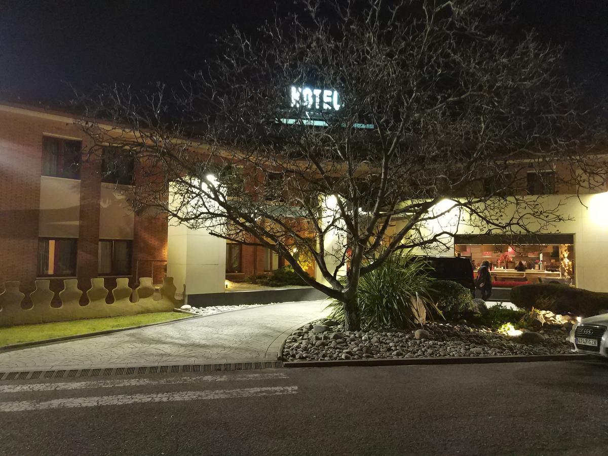 Hotel Els Noguers Manresa Eksteriør billede